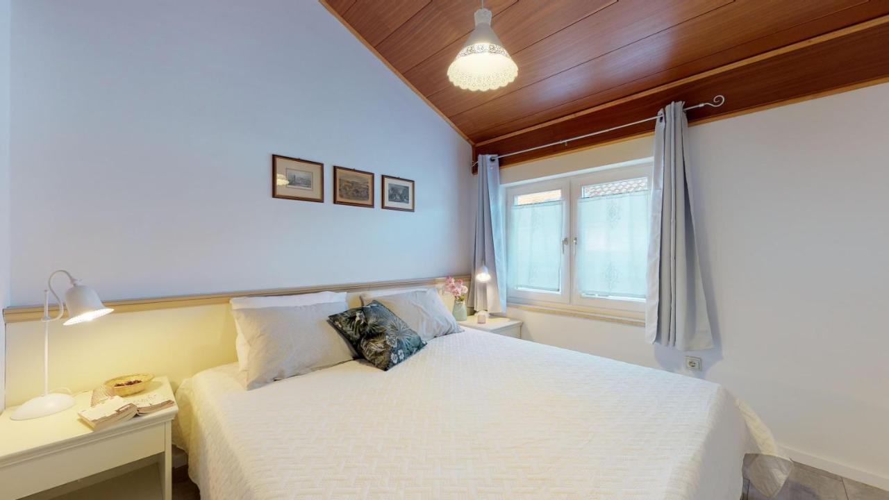 Lara Deluxe Superior 5 Star Apartment, Your Piece Of Heaven By The Sea & Park Novigrad Istria Exteriör bild