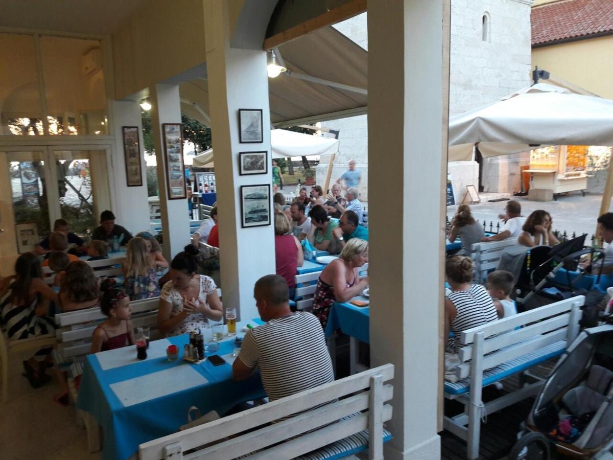 Lara Deluxe Superior 5 Star Apartment, Your Piece Of Heaven By The Sea & Park Novigrad Istria Exteriör bild
